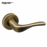 Doğanlar BENDON (OLIFKA) – ანტიკური ბრინჯაოს კარის სახელური